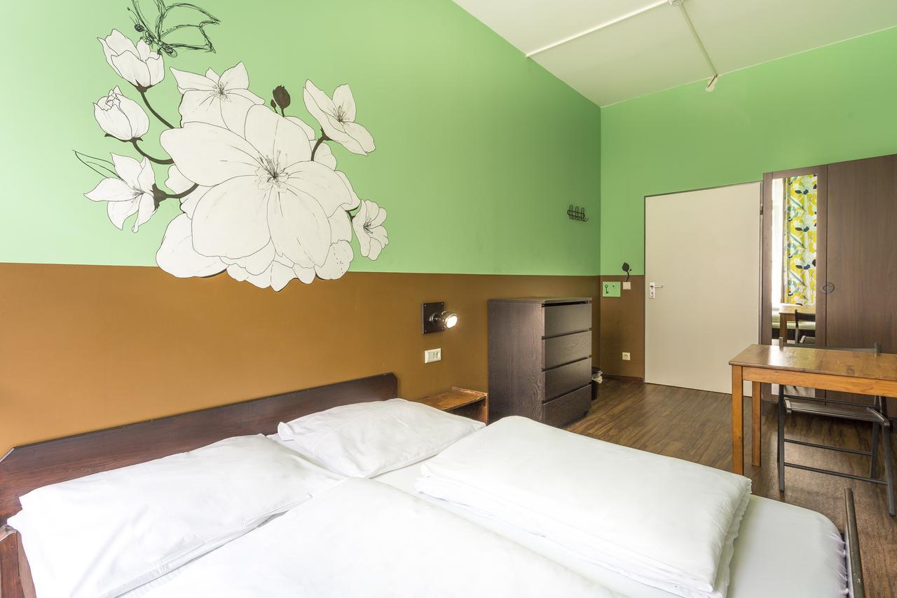 Sunflower Hostel Berlin Exterior photo
